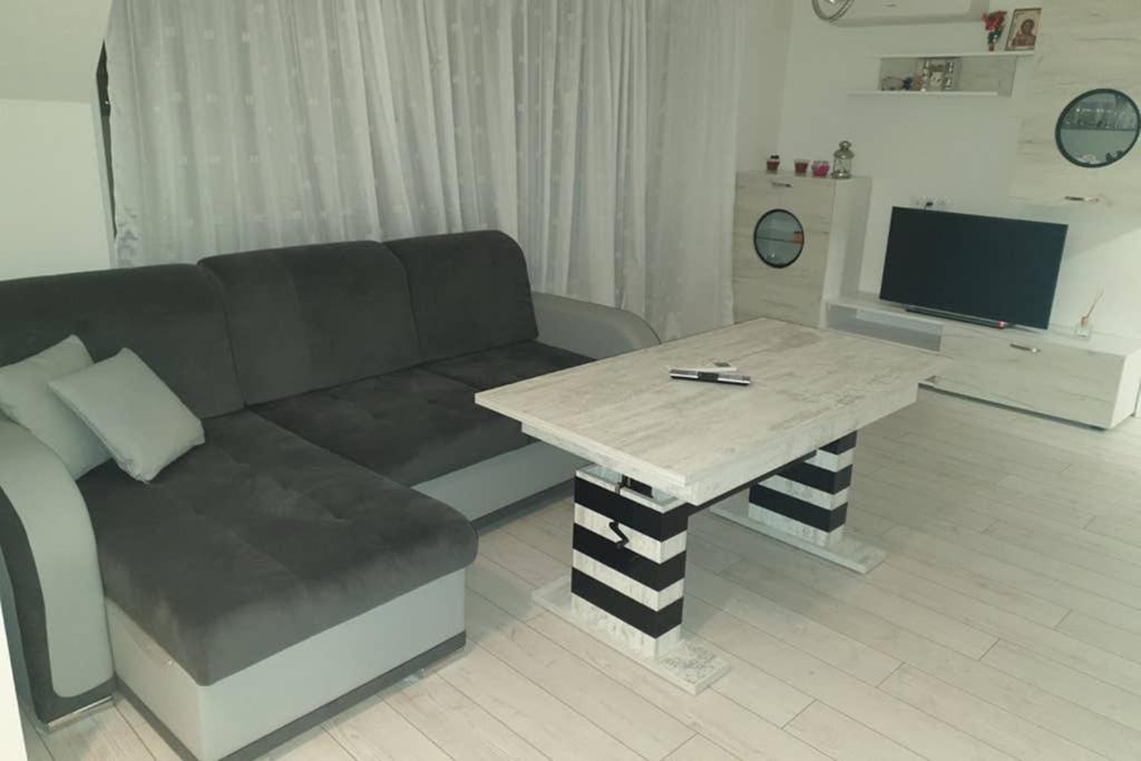 Cosy Charming Apartment 블라고에프그라드 외부 사진